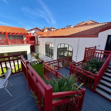 Hotel apartamentowy Kemaris