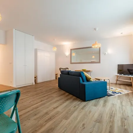 Kemaris Hotel apartamentowy 3*