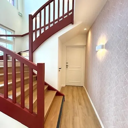 Kemaris Hotel apartamentowy