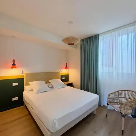 Kemaris Биарриц