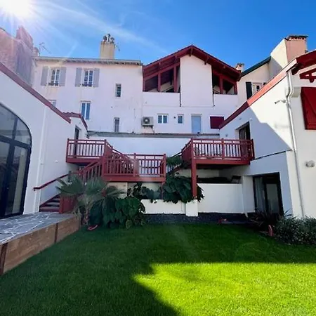 Appart hôtel Kemaris *