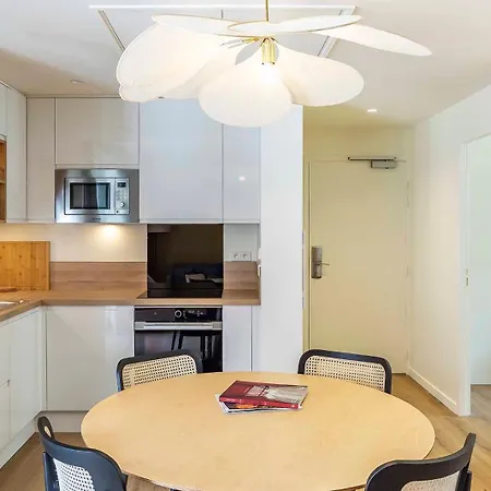 Kemaris Биарриц